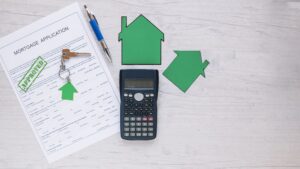 A mortgage application and a calculator